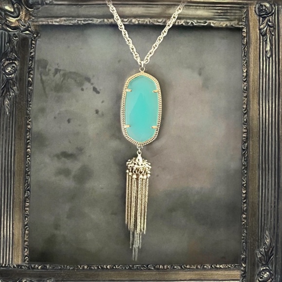 KENDRA SCOTT • Gold Rayne Chalcedony Tassel Necklace - Picture 4 of 4